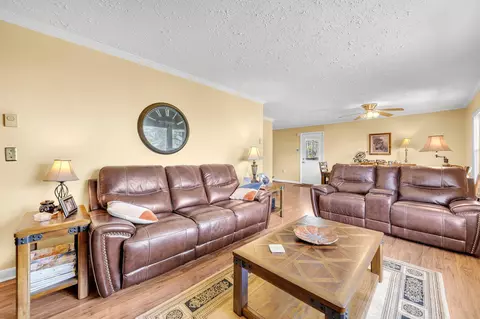 Living - 1563 Senator Cir, Talbott, TN 37877 photo 3 of 3
