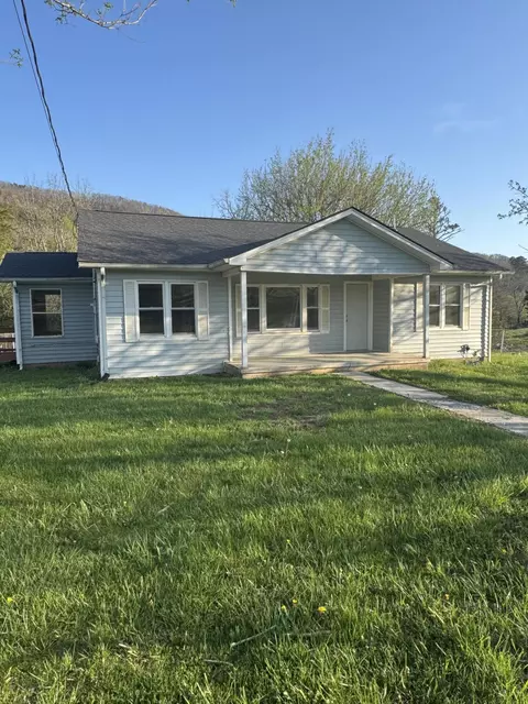 3653 Clinch Valley Rd, Thorn Hill, TN 37881