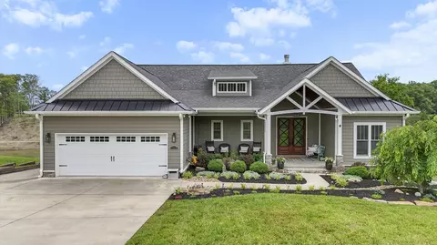 340 Back 9 Dr, Baneberry, TN 37890