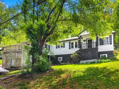 1900 Mountain View Ave, Kingsport, TN 37664