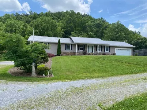 4343 Tazewell Hwy Hwy, Sneedville, TN 37869