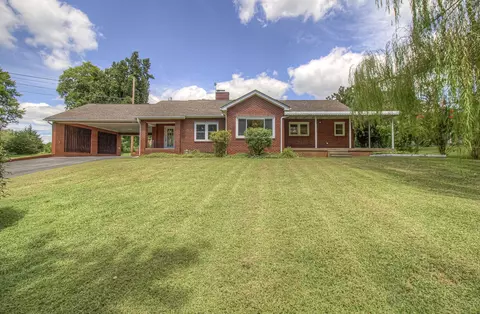 240 Clifton Heights Rd, Newport, TN 37821