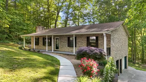 1465 Wind Crest Dr, Morristown, TN 37814