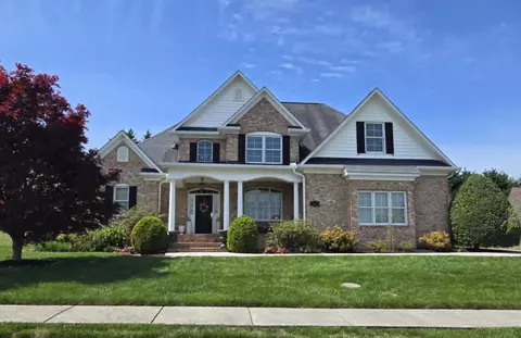 378 Kensington Dr, Morristown, TN 37814
