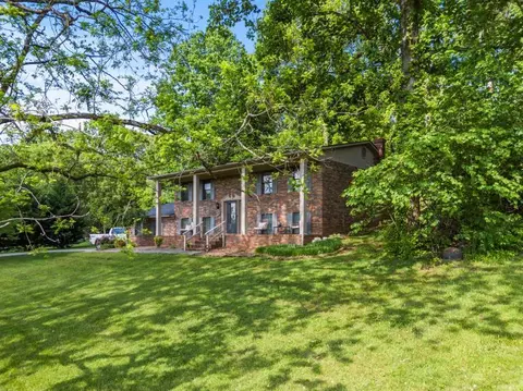 5700 Academy Drive Dr, Morristown, TN 37814