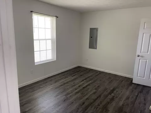 Bedroom - 784 Parsonage Rd, White Pine, TN 37890 photo 2 of 3