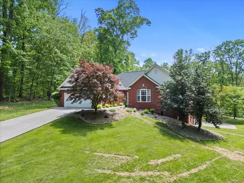 4018 Eagles Nest Dr, Morristown, TN 37813
