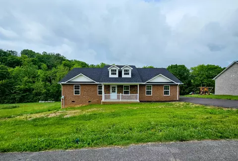 238 Buttercup Fields Rd, Newport, TN 37821