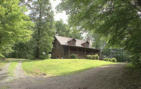 3654 Beth Carr Rd, White Pine, TN 37890