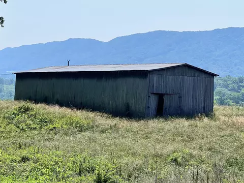 2995 Hwy 131, Thorn Hill, TN 37881