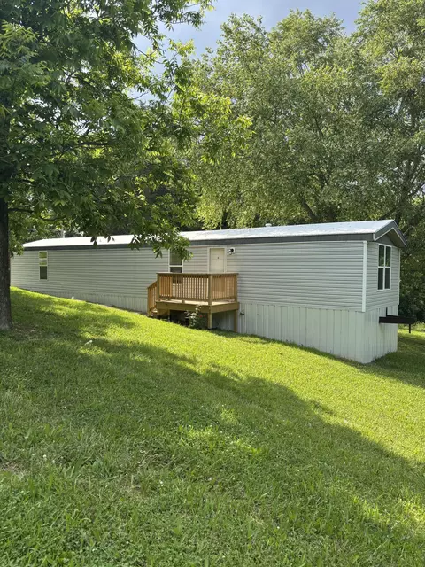 7645 E Andrew Johnson Hwy, Whitesburg, TN 37891