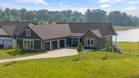 Exterior - 223 Masters Ln, Bean Station, TN 37708 photo 2 of 9