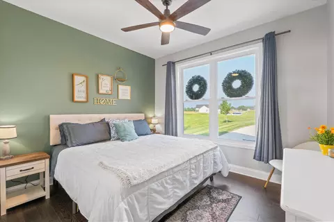Bedroom - 223 Masters Ln, Bean Station, TN 37708 photo 6 of 9