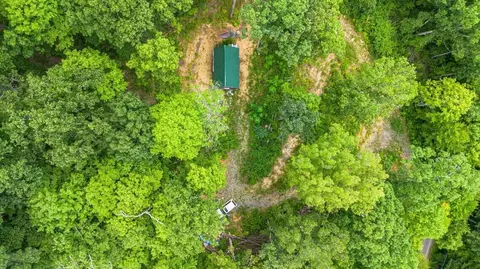 299 Lauderback Gap Trl, Rogersville, TN 37857