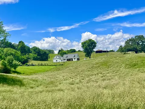 Exterior - 993 Lakeshore Rd, Talbott, TN 37877 photo 5 of 7