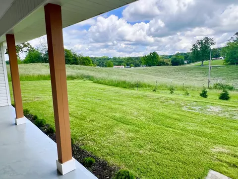 Exterior - 993 Lakeshore Rd, Talbott, TN 37877 photo 6 of 7