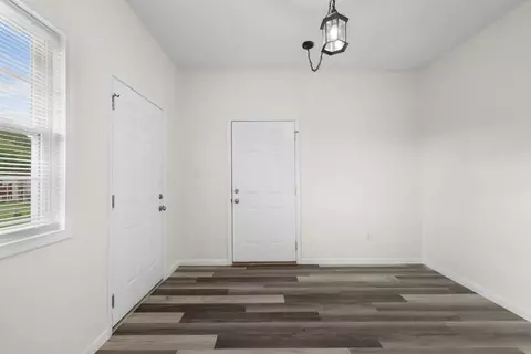 Entry Way - 993 Lakeshore Rd, Talbott, TN 37877 photo 5 of 5