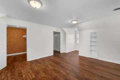 Bedroom - 993 Lakeshore Rd, Talbott, TN 37877 photo 4 of 4