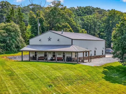 1521 Beacon Rd, Talbott, TN 37877 photo 1