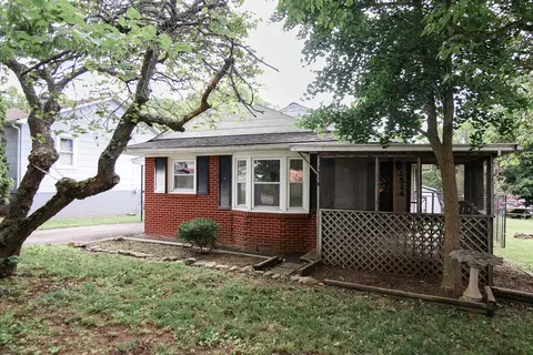 1514 Brown Ave, Jefferson City, TN 37760