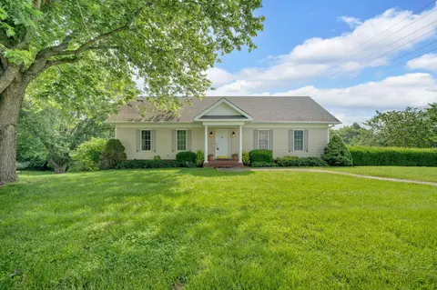 428 Beechwood Cir, Morristown, TN 37814