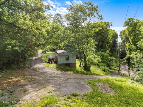 9217 Kodak Rd, Kodak, TN 37764