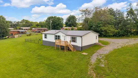 369 Snyder Rd, Morristown, TN 37813