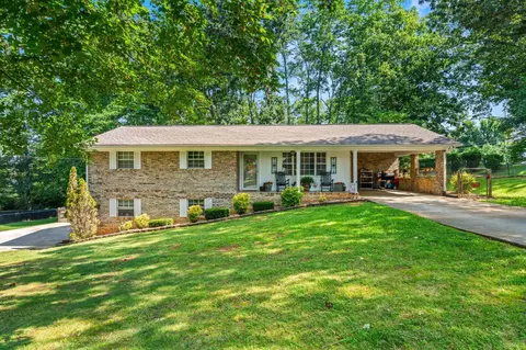 3026 Oliver St, White Pine, TN 37890
