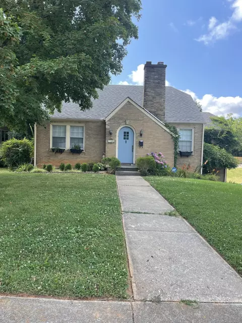 1126 E 2nd N St, Morristown, TN 37814