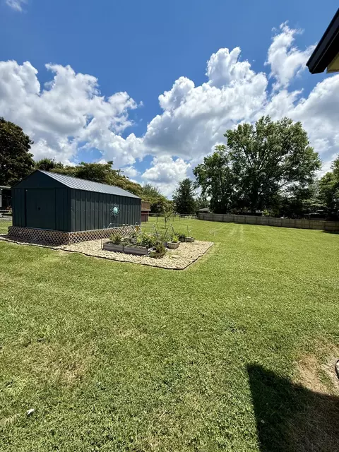 Exterior - 1169 E Old Andrew Johnson Hwy, Talbott, TN 37877 photo 2 of 6