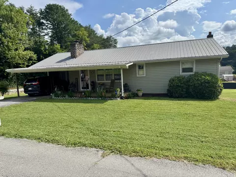 302 Buckingham Drive Dr, Newport, TN 37821