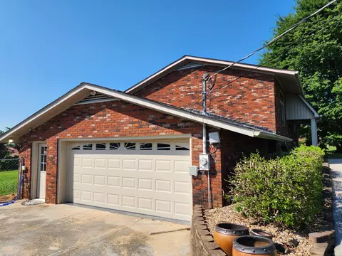 7025 Mayfair St, Talbott, TN 37877
