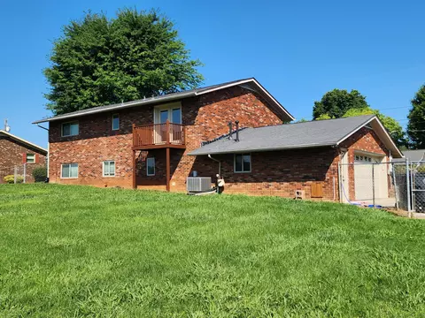 7025 Mayfair St, Talbott, TN 37877 photo 2