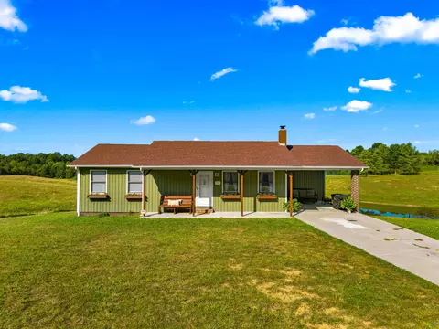 1287 Walkers Church Rd, Bulls Gap, TN 37711