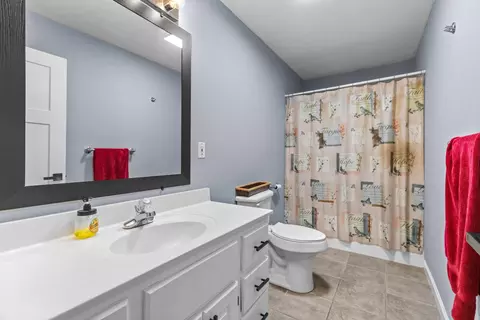 Bath - 104 Settlers Ln, Talbott, TN 37877 photo 3 of 3