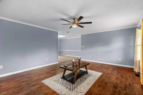 Living - 104 Settlers Ln, Talbott, TN 37877 photo 1 of 2