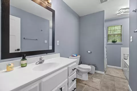 Bath - 104 Settlers Ln, Talbott, TN 37877 photo 1 of 3