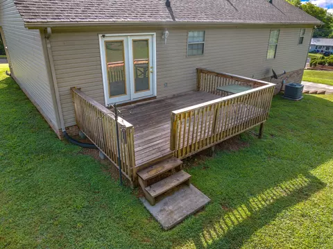 Exterior - 104 Settlers Ln, Talbott, TN 37877 photo 8 of 9