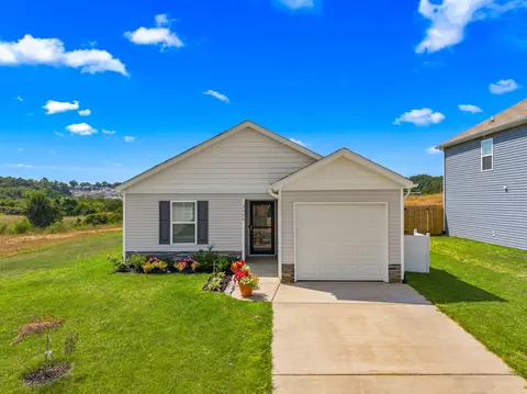 3004 Nicole Cir, Morristown, TN 37814