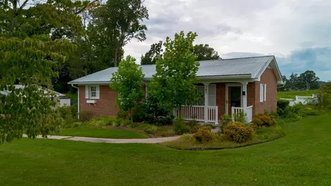 345 Belle Meade Cir, Morristown, TN 37814