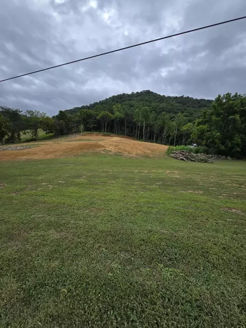414 Kyle Valley Rd, Eidson, TN 37731 photo 2