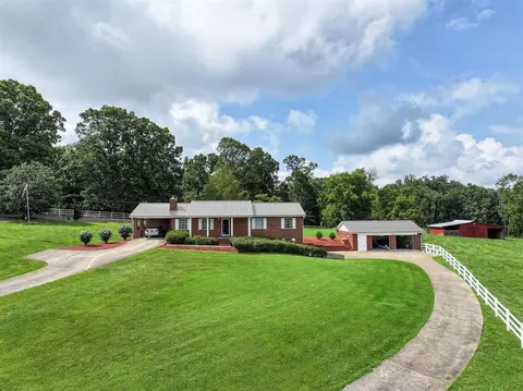 1256 Old Kentucky Rd, Greeneville, TN 37743