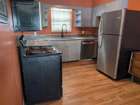 Kitchen - 223 Clearview Dr, Bean Station, TN 37708 photo 2 of 2