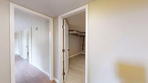Entry Way - 514 Phyllis Cir, Talbott, TN 37877 photo 4 of 4