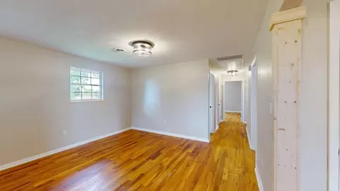 Entry Way - 514 Phyllis Cir, Talbott, TN 37877 photo 2 of 4