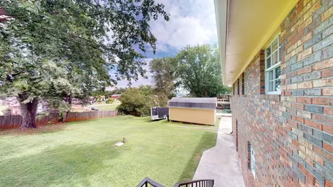 Exterior - 514 Phyllis Cir, Talbott, TN 37877 photo 5 of 8