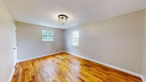 Bedroom - 514 Phyllis Cir, Talbott, TN 37877 photo 2 of 5