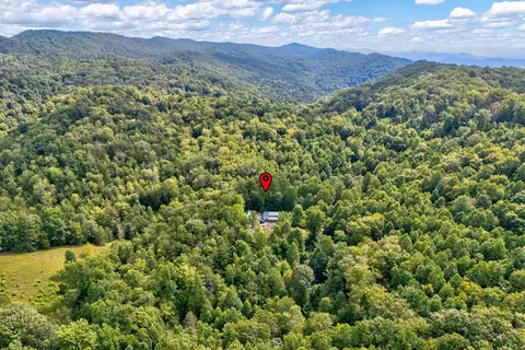 485 Grouse Run Rd, Sneedville, TN 37869