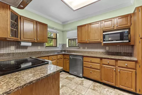Kitchen - 7713 Melanie Cir, Talbott, TN 37877 photo 1 of 3