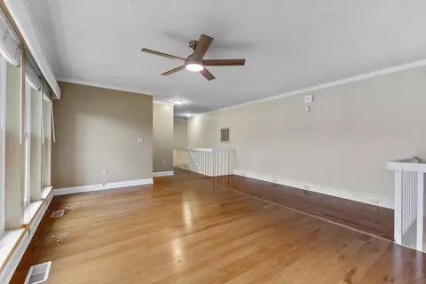 Living - 7713 Melanie Cir, Talbott, TN 37877 photo 5 of 5